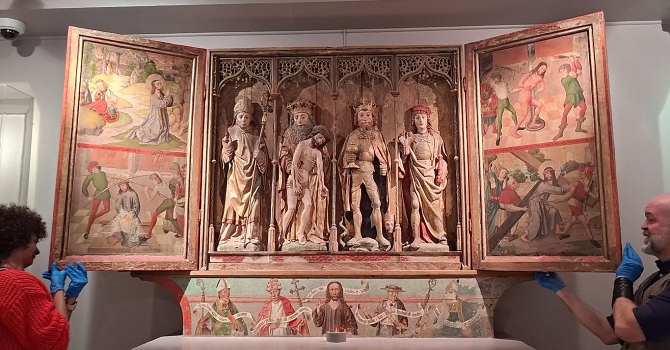 One of our PhD students, Jenny Murray, recently visited Tromsø in Norway to record a medieval altarpiece that has a statuette of St Magnus within its cabinet, for her thesis.

https://archaeologyorkney.com/2026/05/31/magnus-revealed/
