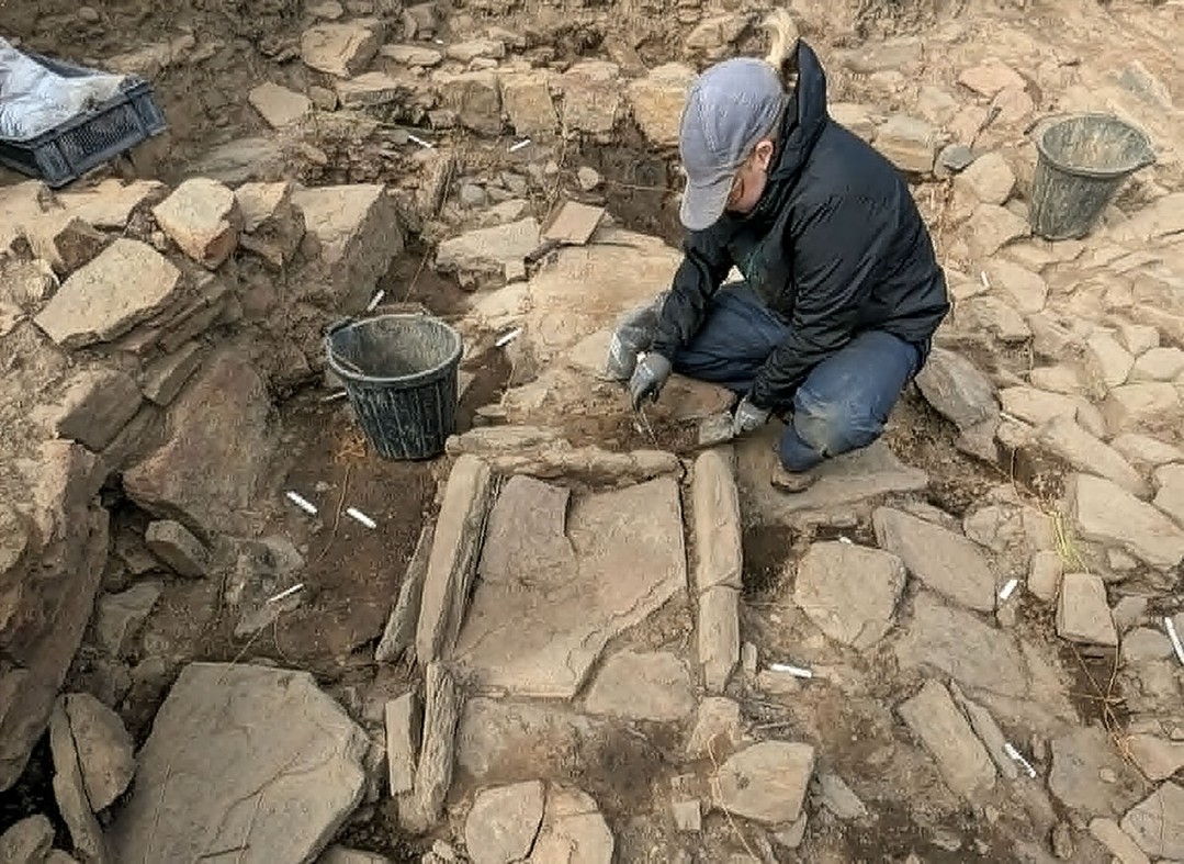 The Cairns dig diary is now online, with today's update coming from MLitt student Martin Carfrae.