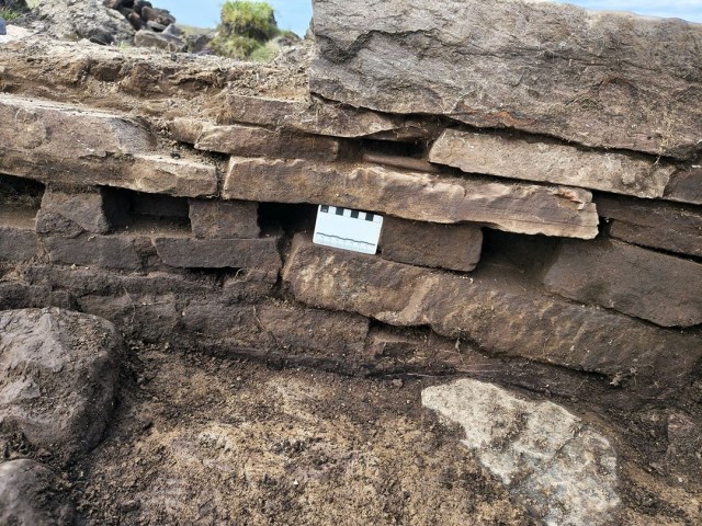 Today's update from Spurness, Sanday, by Professor Colin Richards, is now available at archaeologyorkney.com.